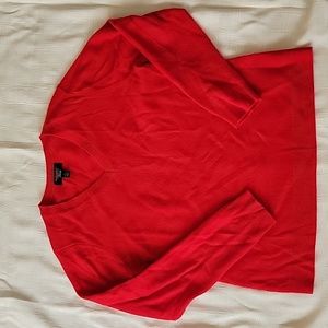Cherry red sz L cashmere vneck